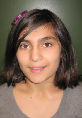 Sari Damla.jpg